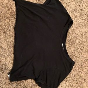 Black crop top tshirt